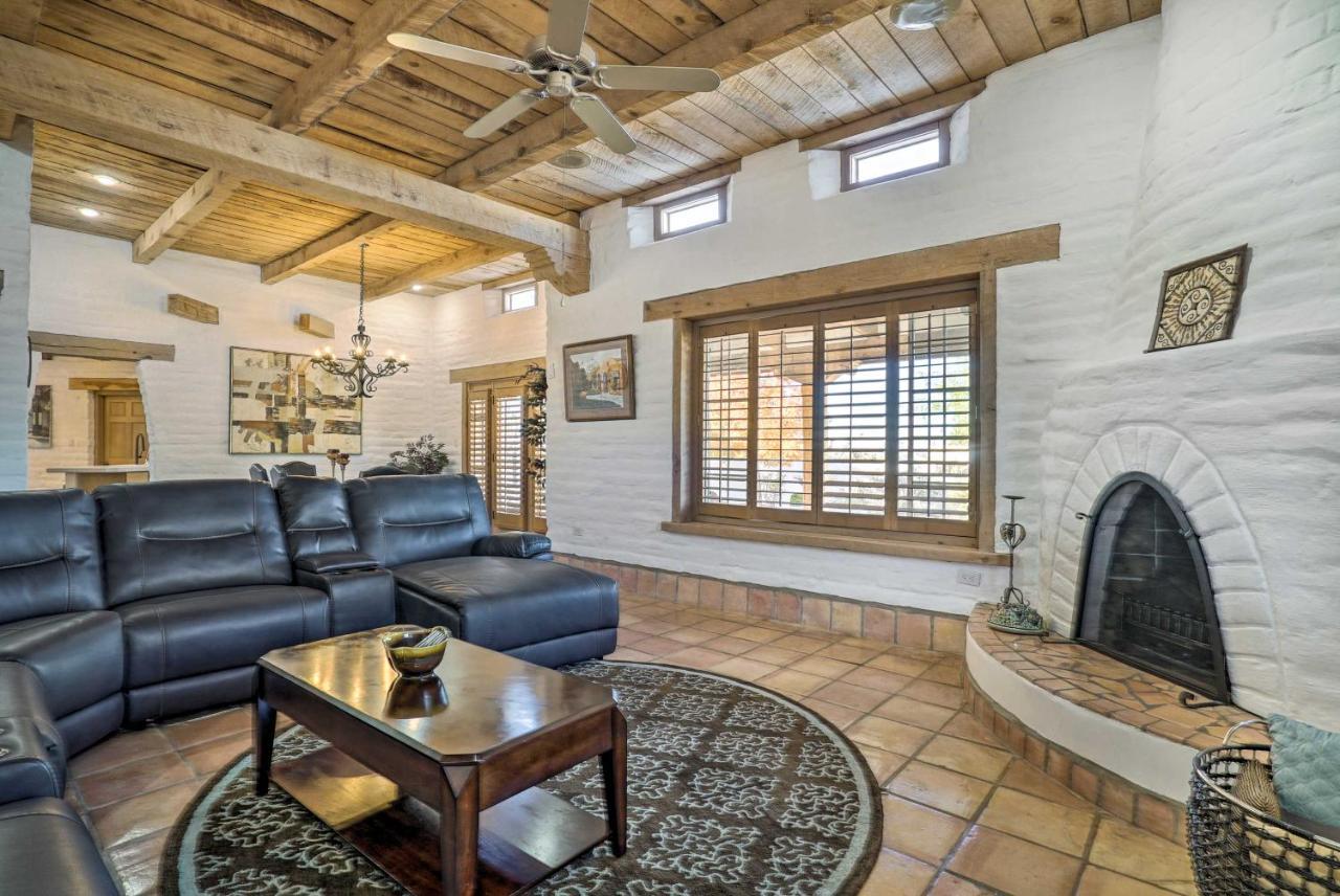 Las Cruces Home La Casa Blanca With Courtyard Екстер'єр фото