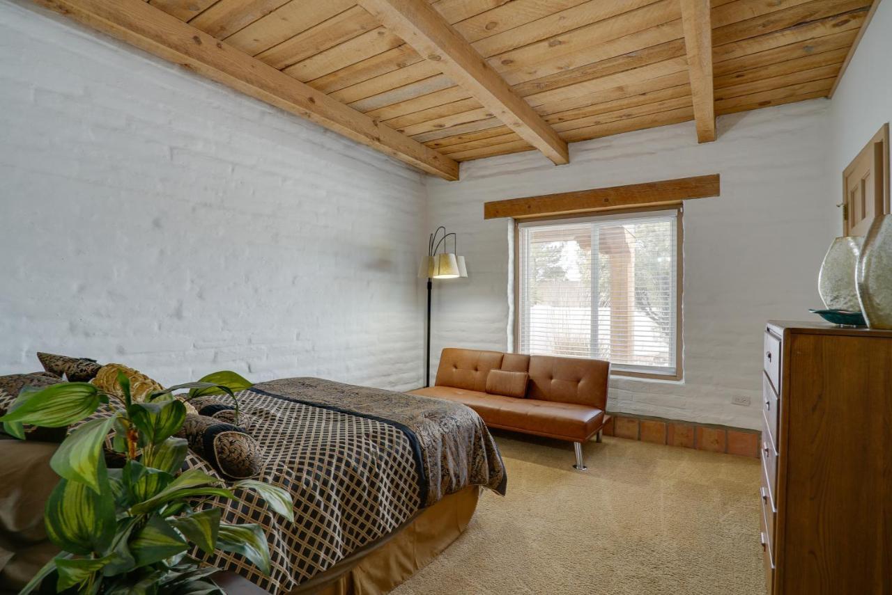 Las Cruces Home La Casa Blanca With Courtyard Екстер'єр фото